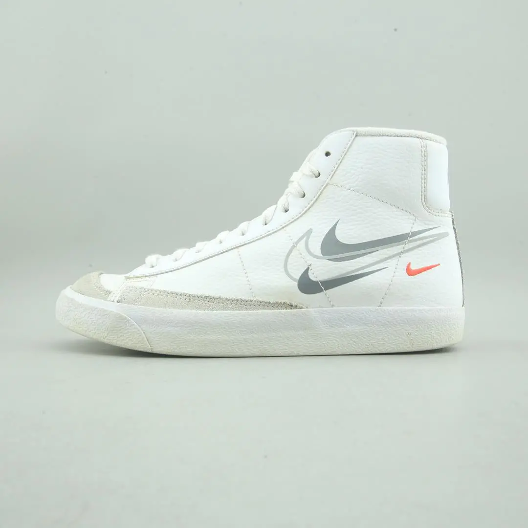 Nike Blazer Mid '77 1