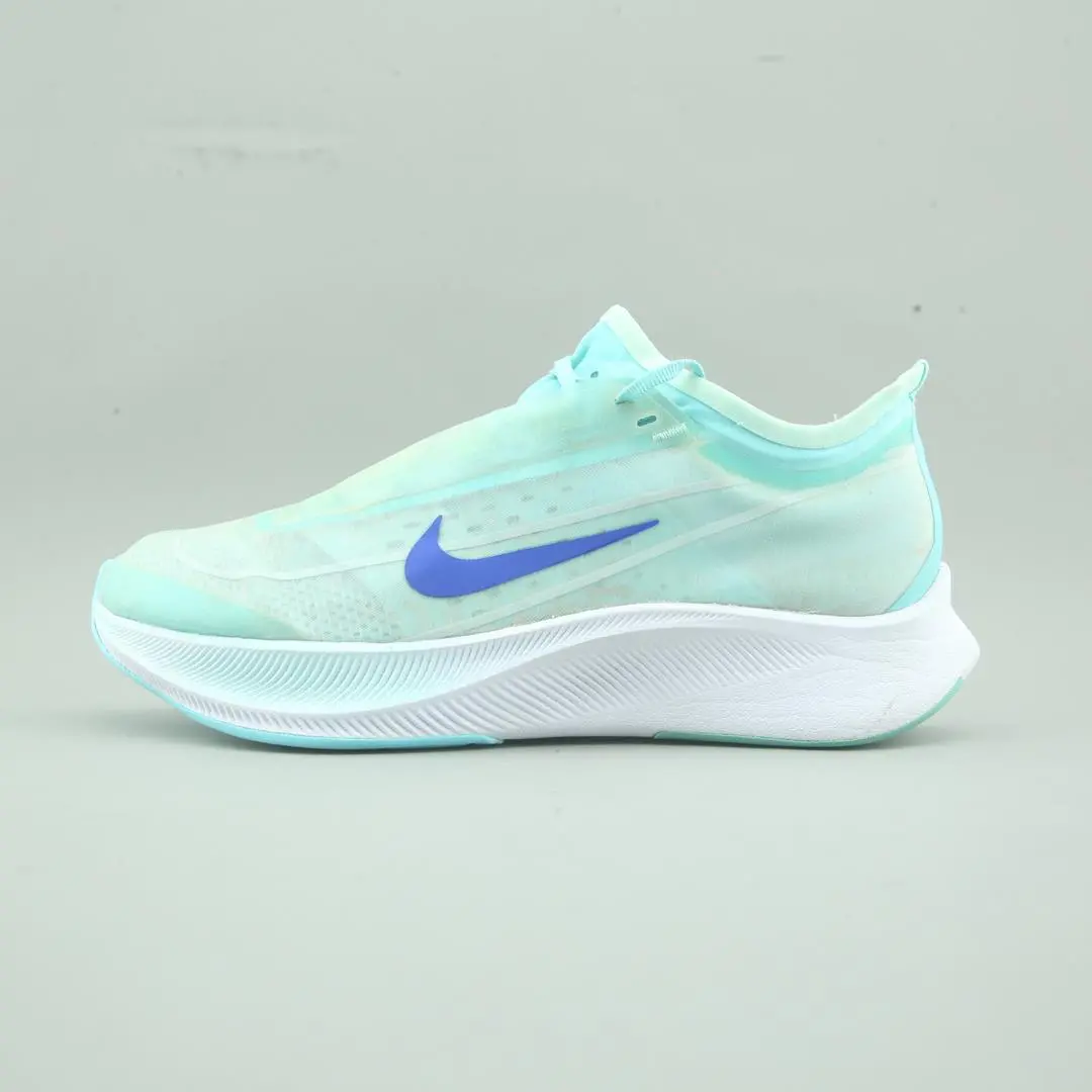 Nike Zoom Fly 3 1