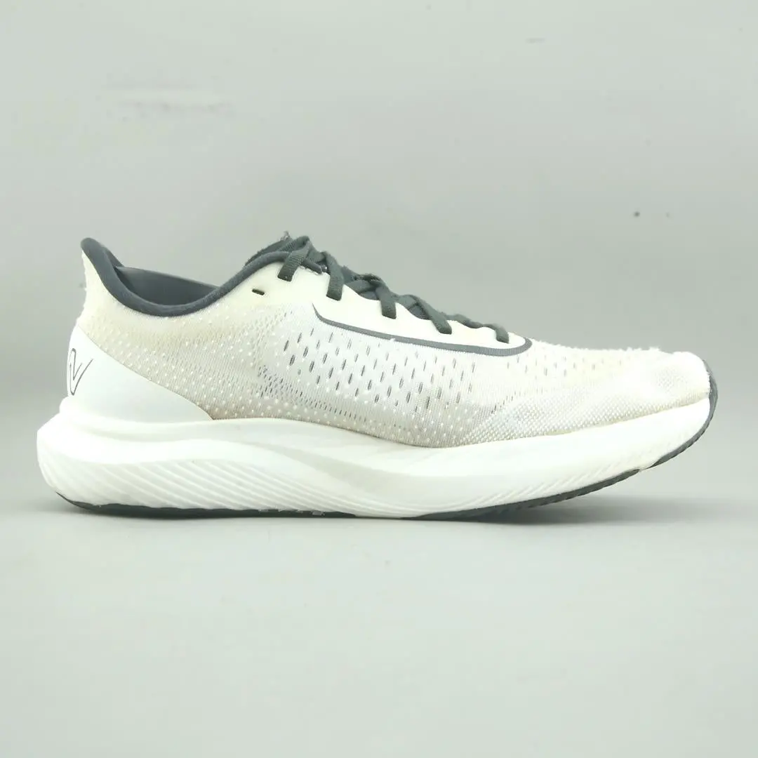 New Balance Fuelcell Rebel V3 2
