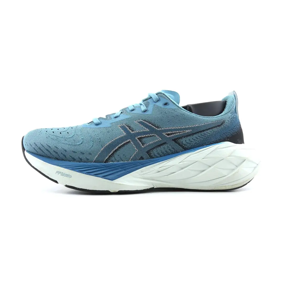 Asics Novablast 4 1