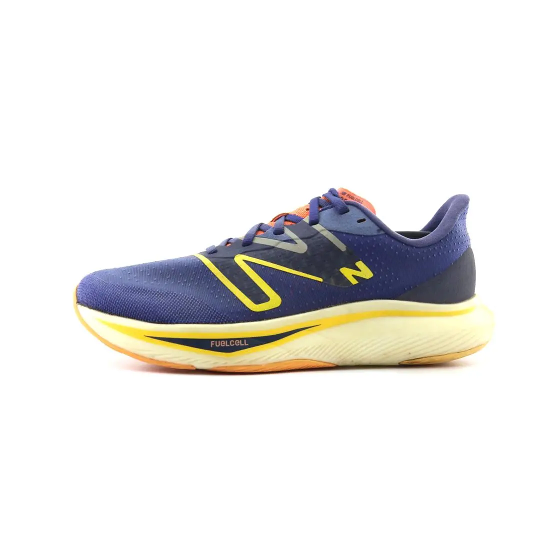 New Balance Fuelcell Rebel V3 1