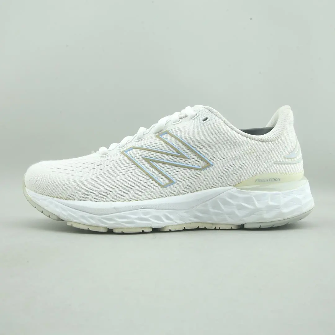 New Balance  Fresh Foam 880V11 1
