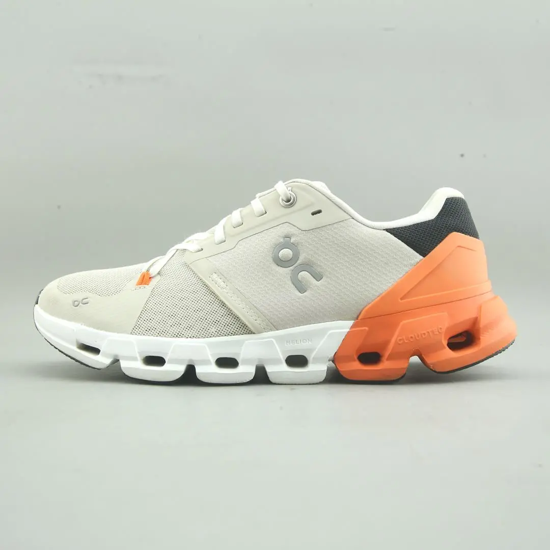 On Cloud Flyer 4 1