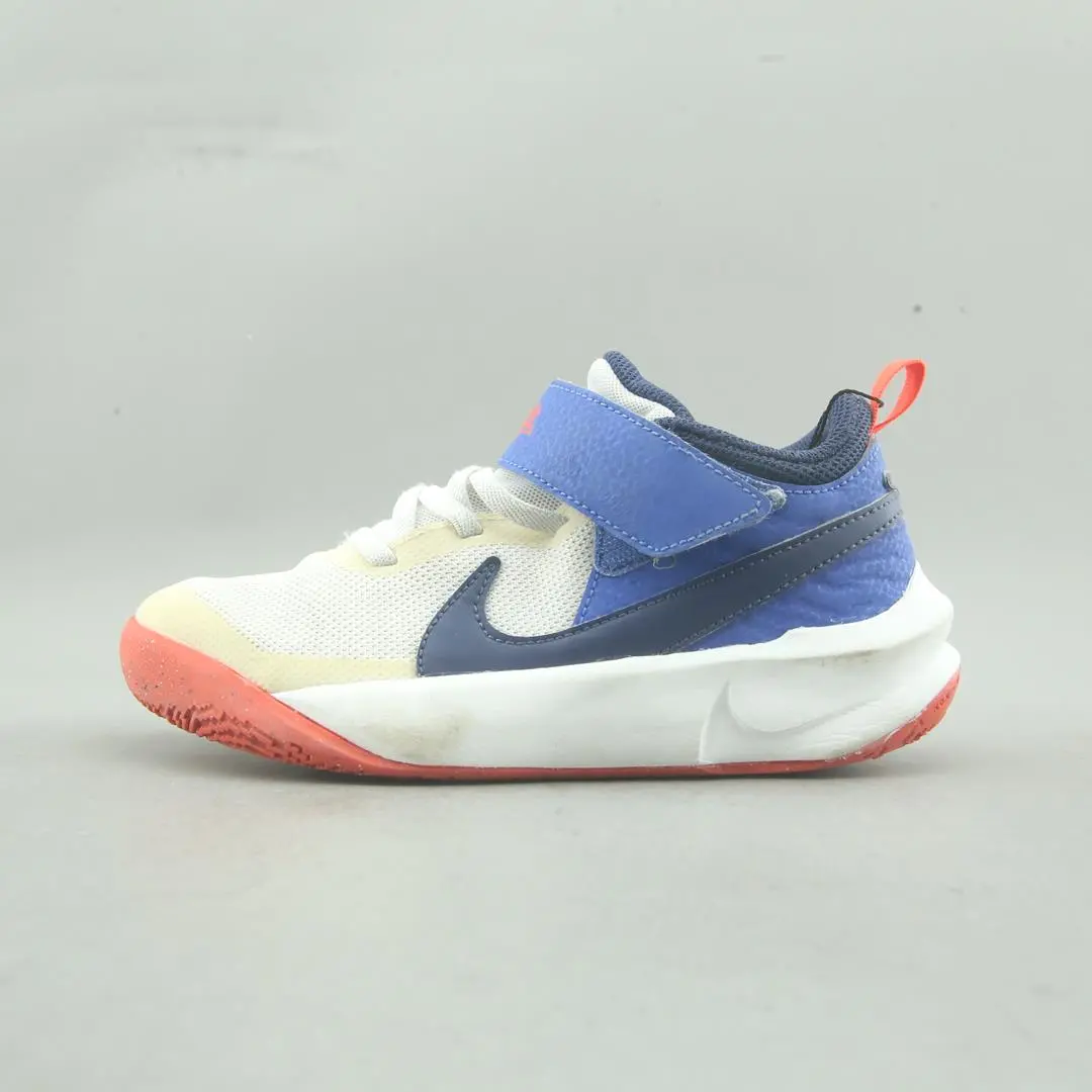 Nike Team Hustle D10 1