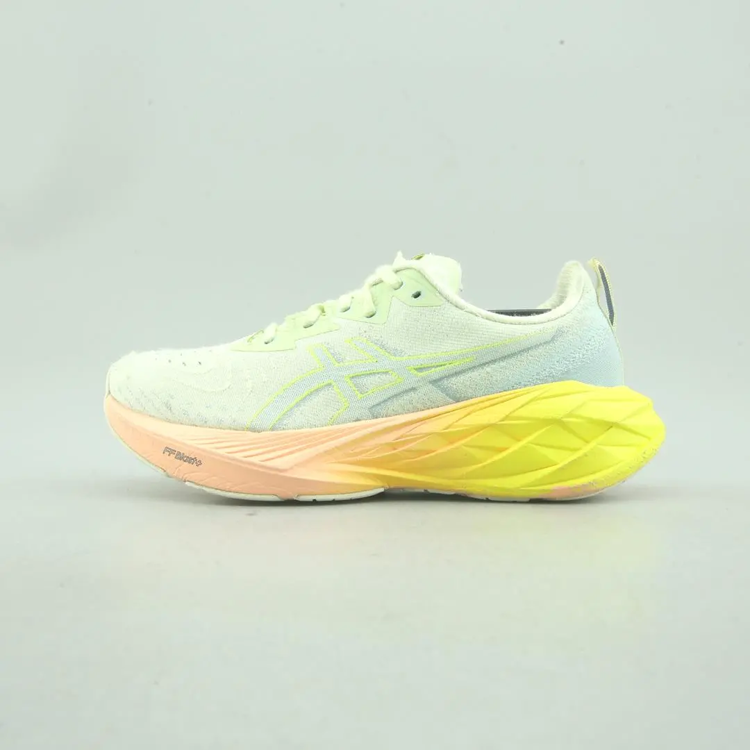 Asics Novablast 4 1