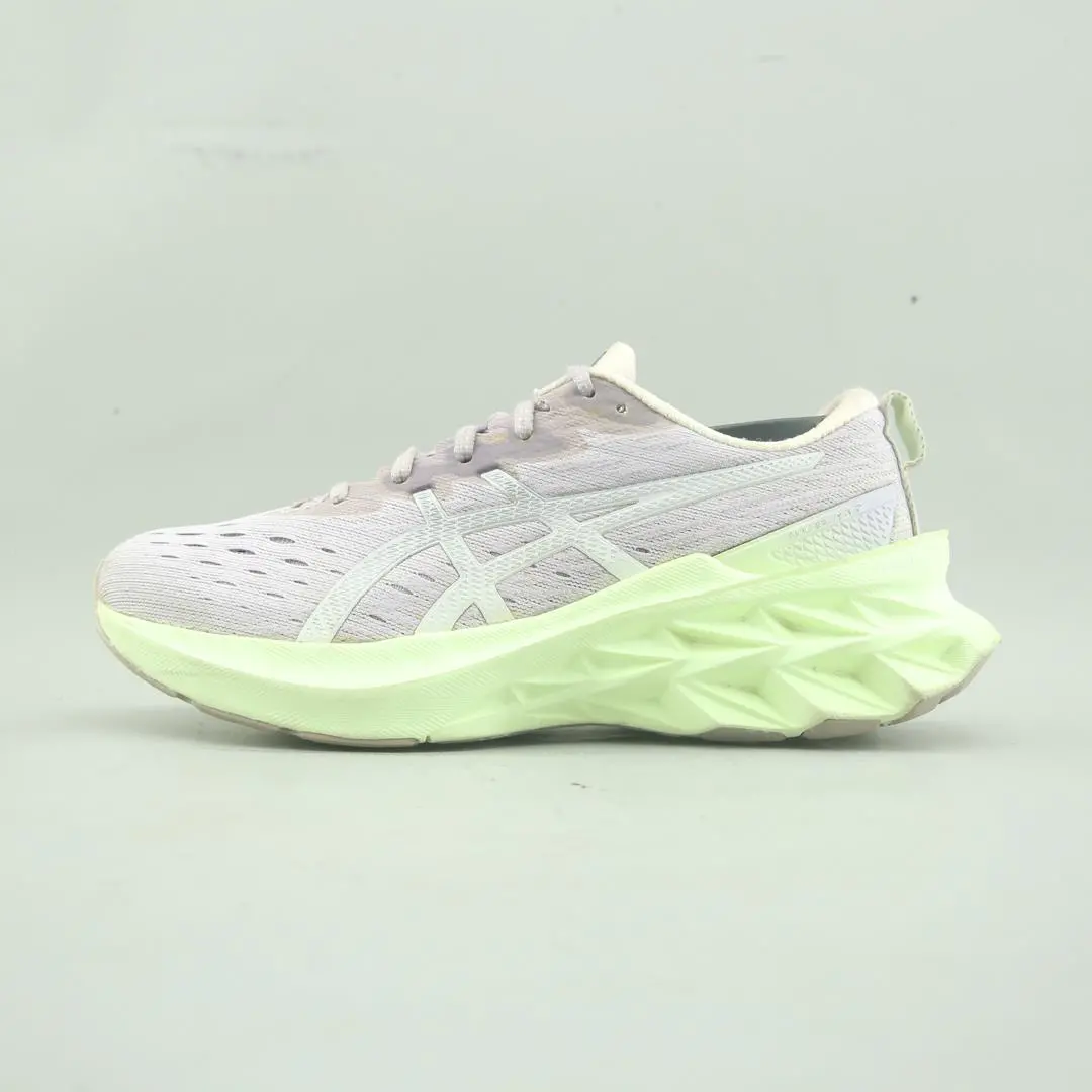 Asics Novablast 2 1