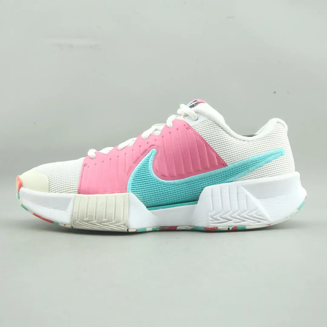 Nike Zoom Challenge 1