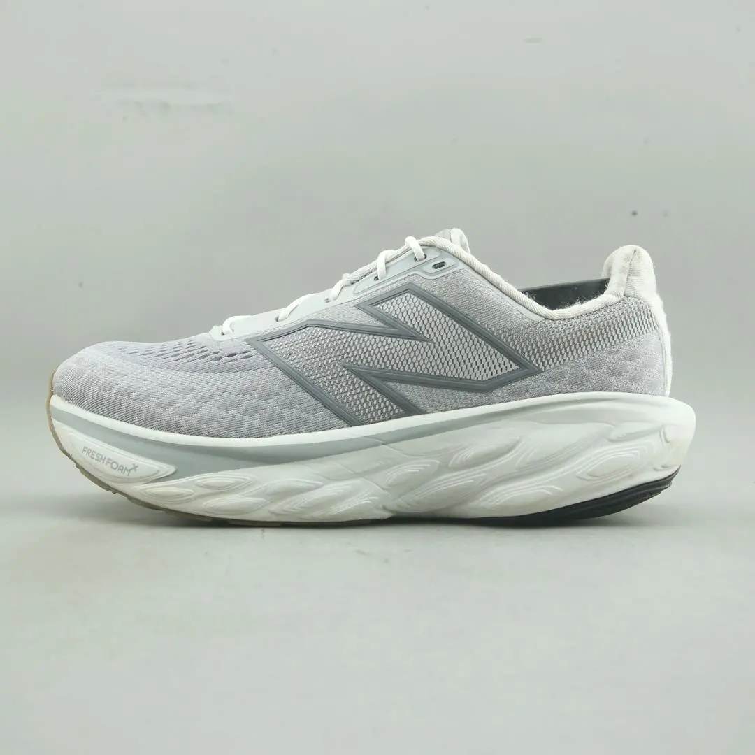 New Balance Fresh Foam X 880V11 1