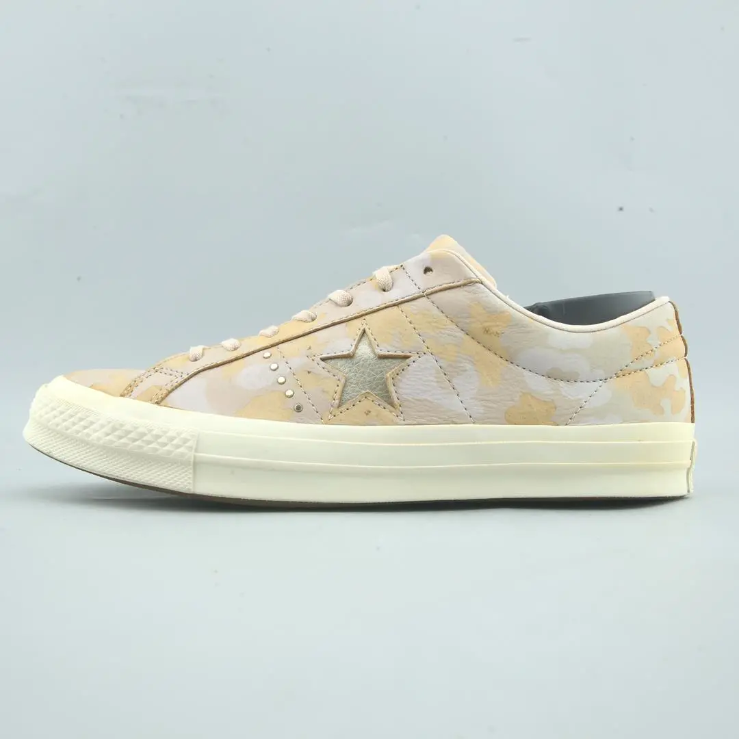 Converse Chuck Taylor One Star 1