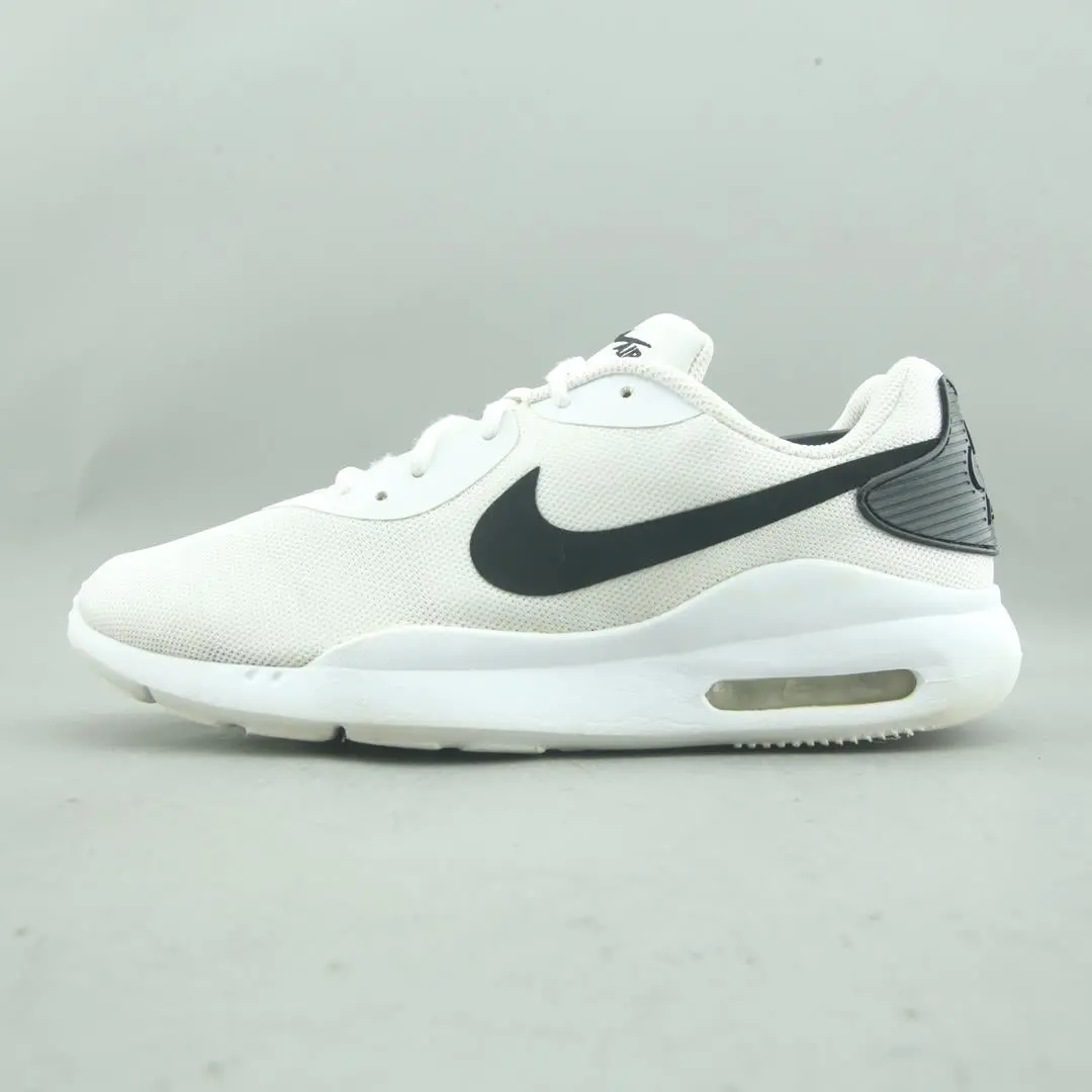 Nike  Air Max Oketo 1