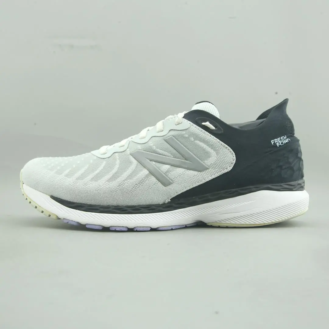 New Balance Fresh Foam 860 V11 1