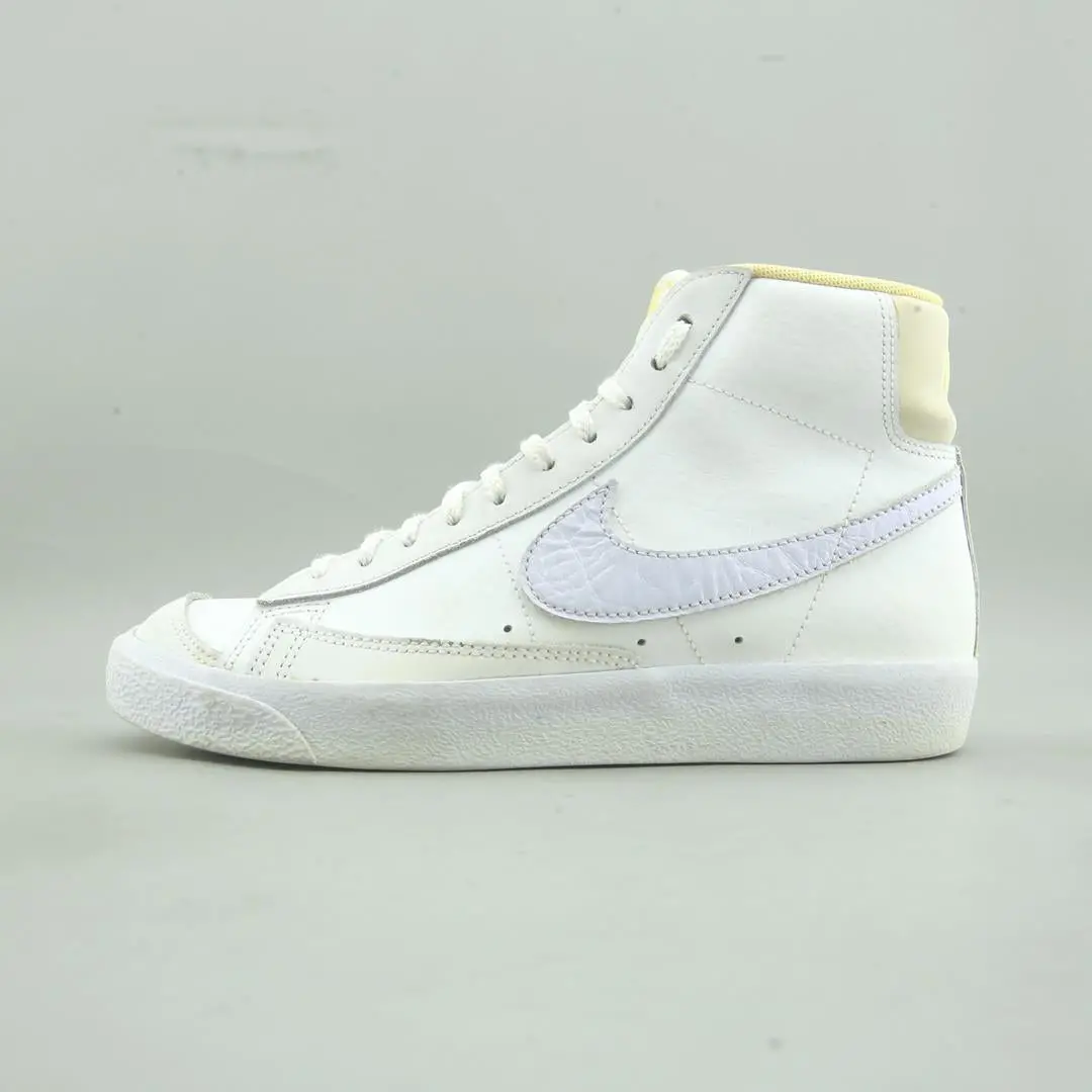 Nike Blazer Mid '77 1