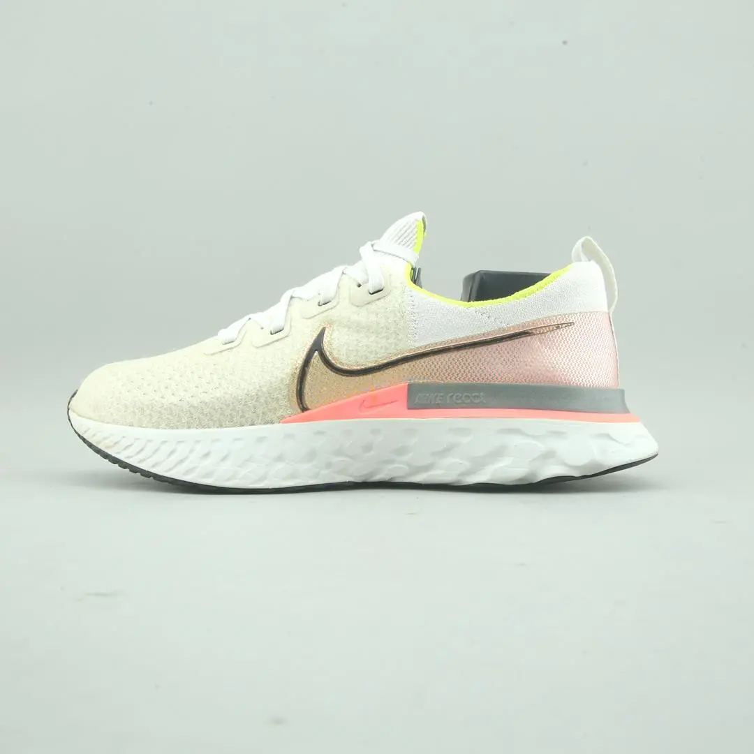 Nike React Infinity Run Flyknit 1
