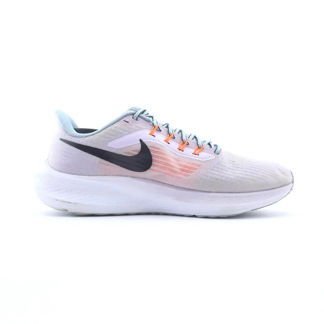 Nike Air Zoom Pegasus 39 2