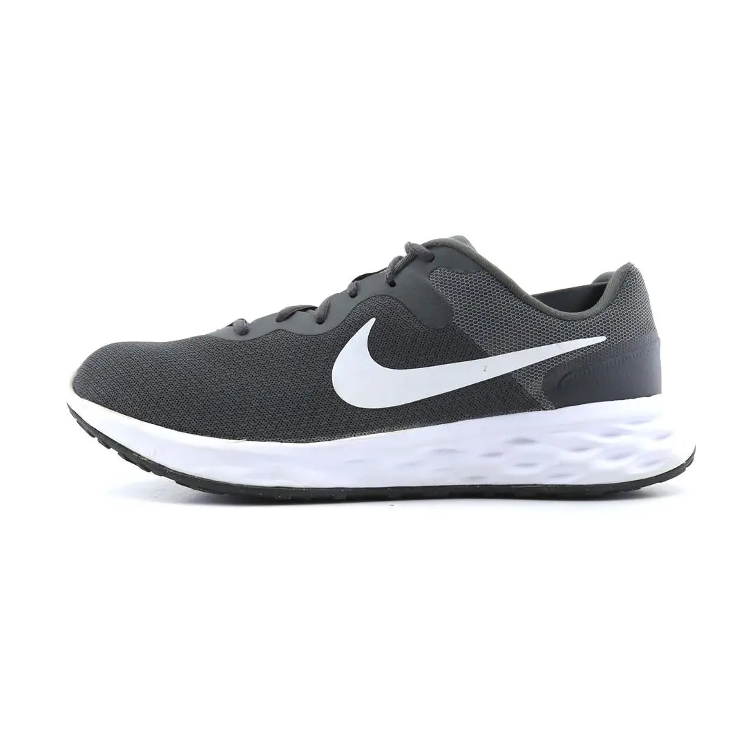 Nike Revolution 6 1