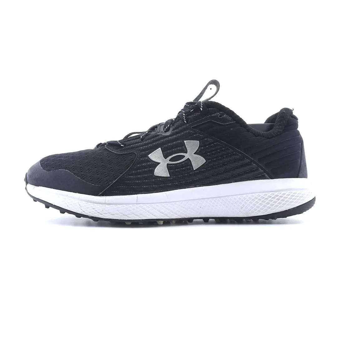 Under Armour  Yard Turf 1