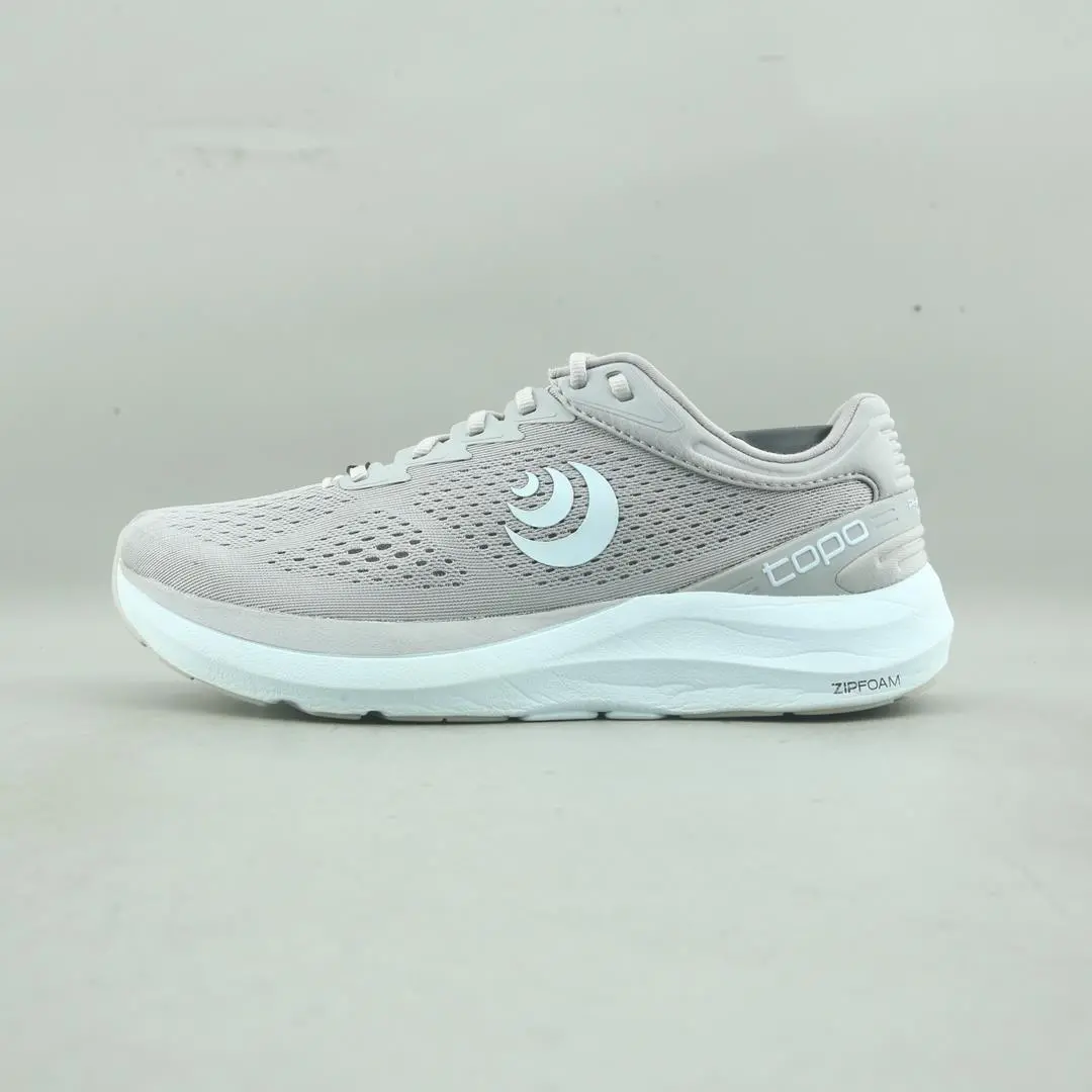 Topo Athletic Phantom 3 1