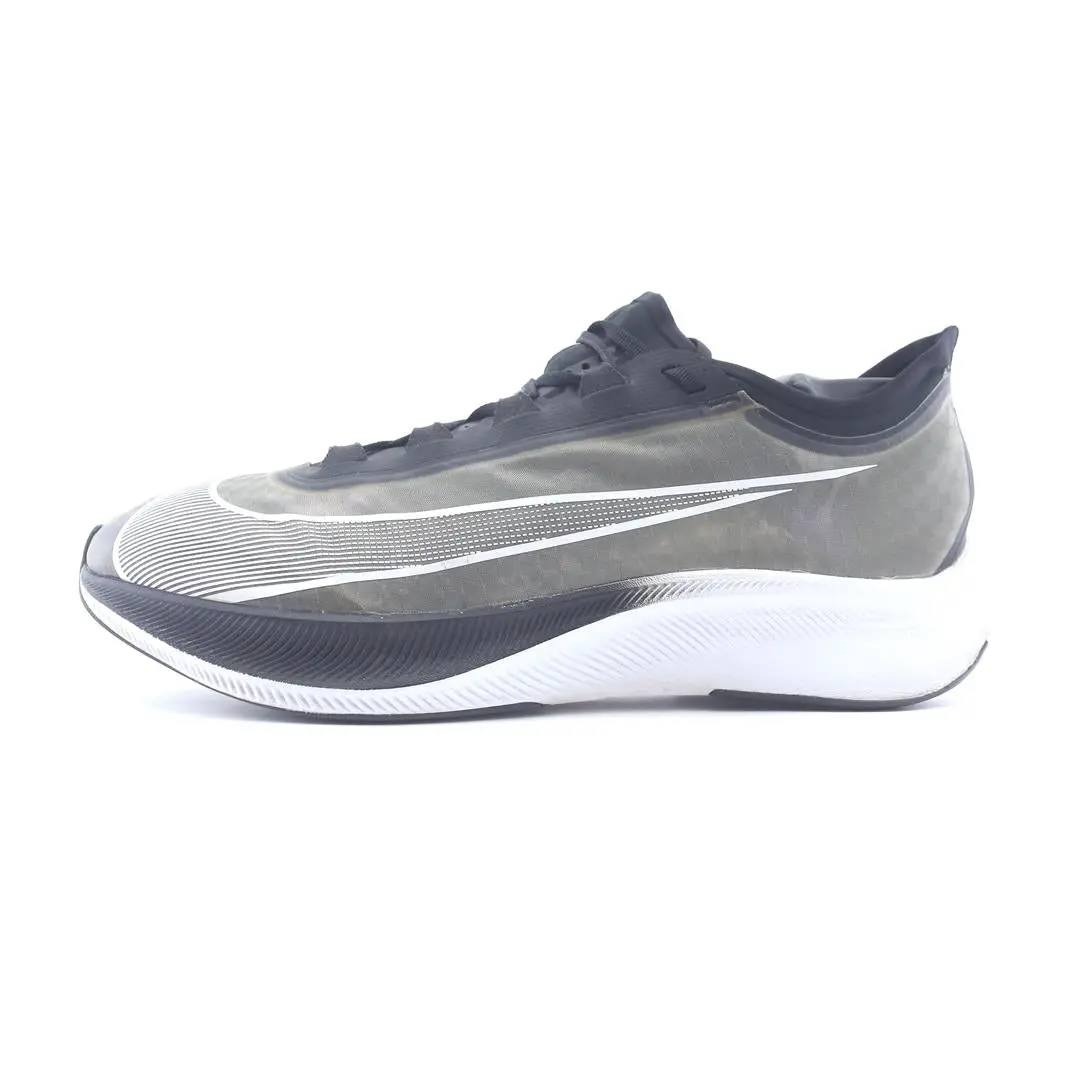 Nike Zoom Fly 3 1