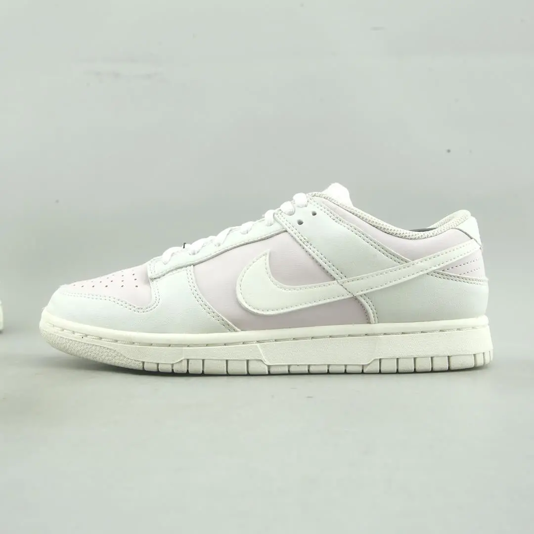 Nike Dunk Low Next Nature 1