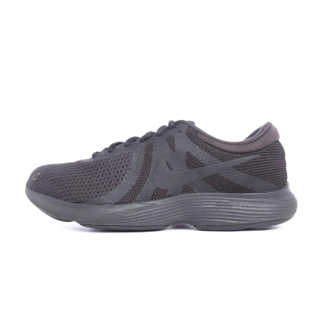 Nike  Revolution 4 1