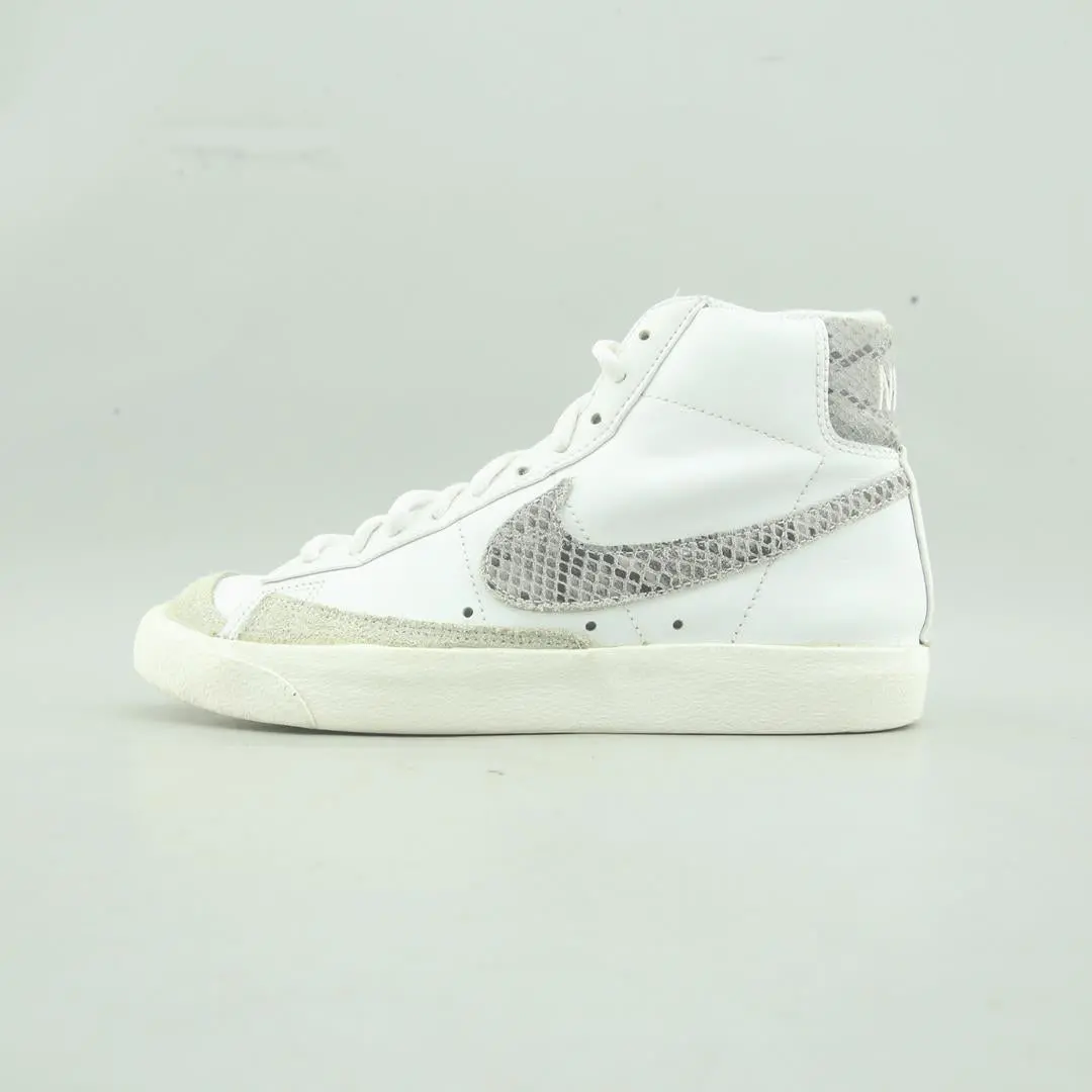 Nike  Blazer Mid 77 1