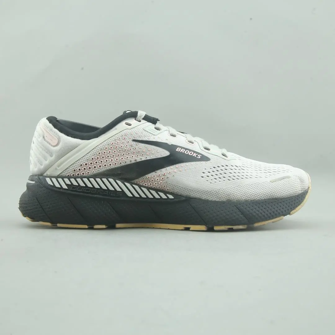 Brooks Adrenaline Gts 22 2