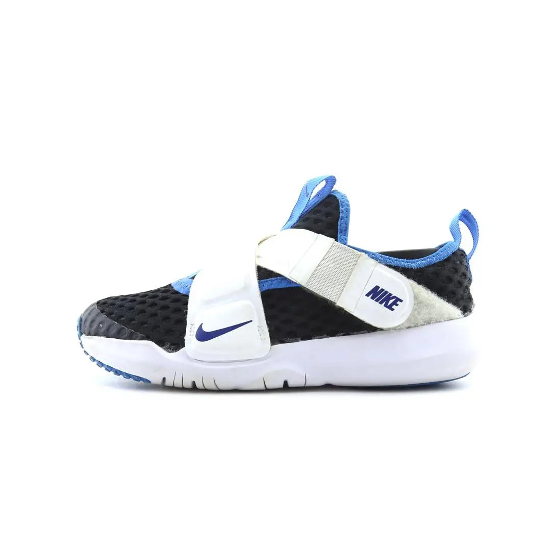 Nike Flex Advance 1