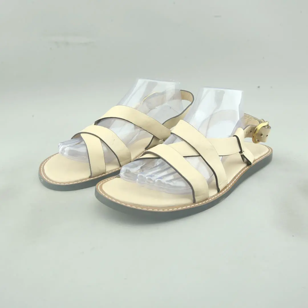 Massimo Dutti  . 1