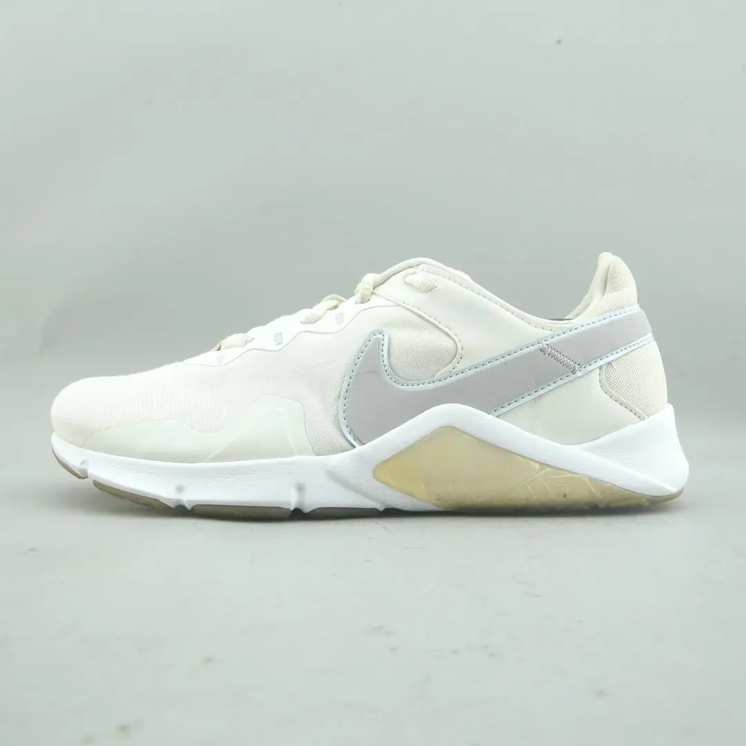 Nike  Legend Essential 2 1