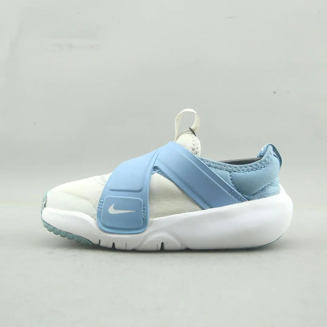 Nike  Flex Advance 1