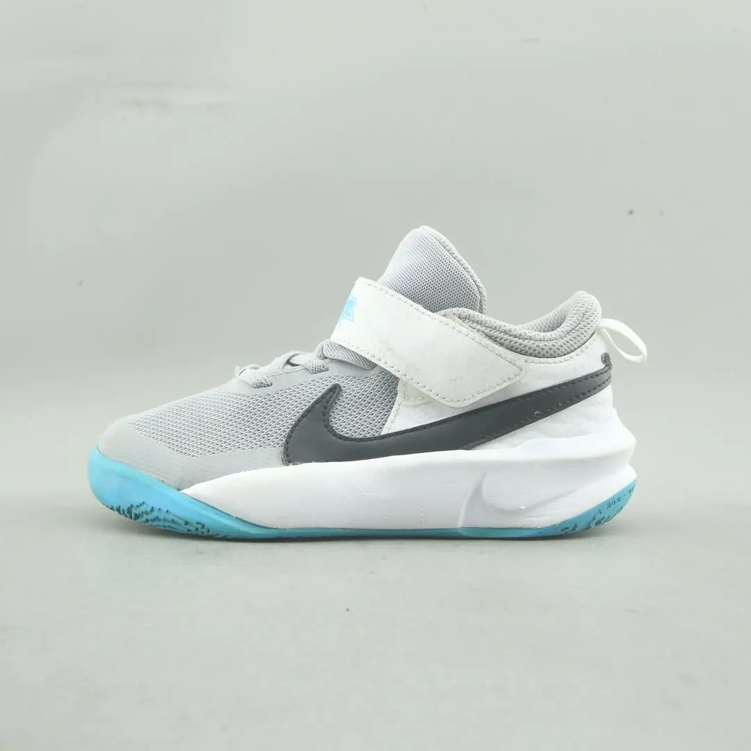 Nike Team Hustle D 8 1