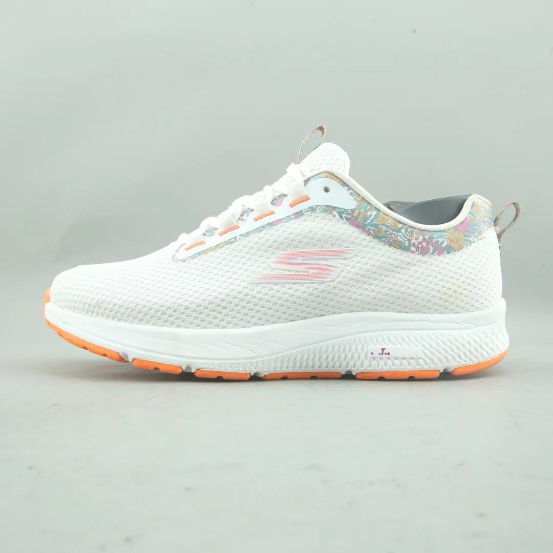 Skechers  Go Run Arch Fit 1