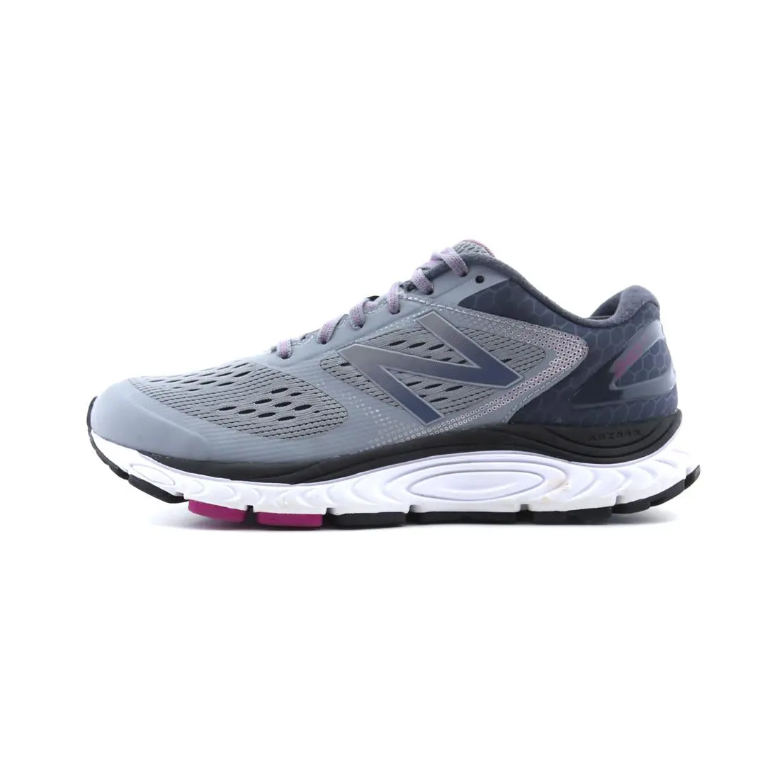 New Balance 840V4 1