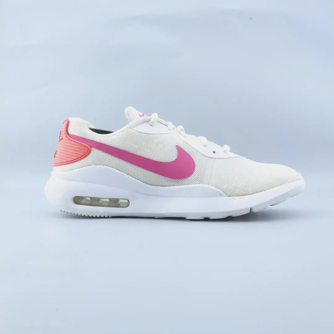 Nike Air Max Oketo 2