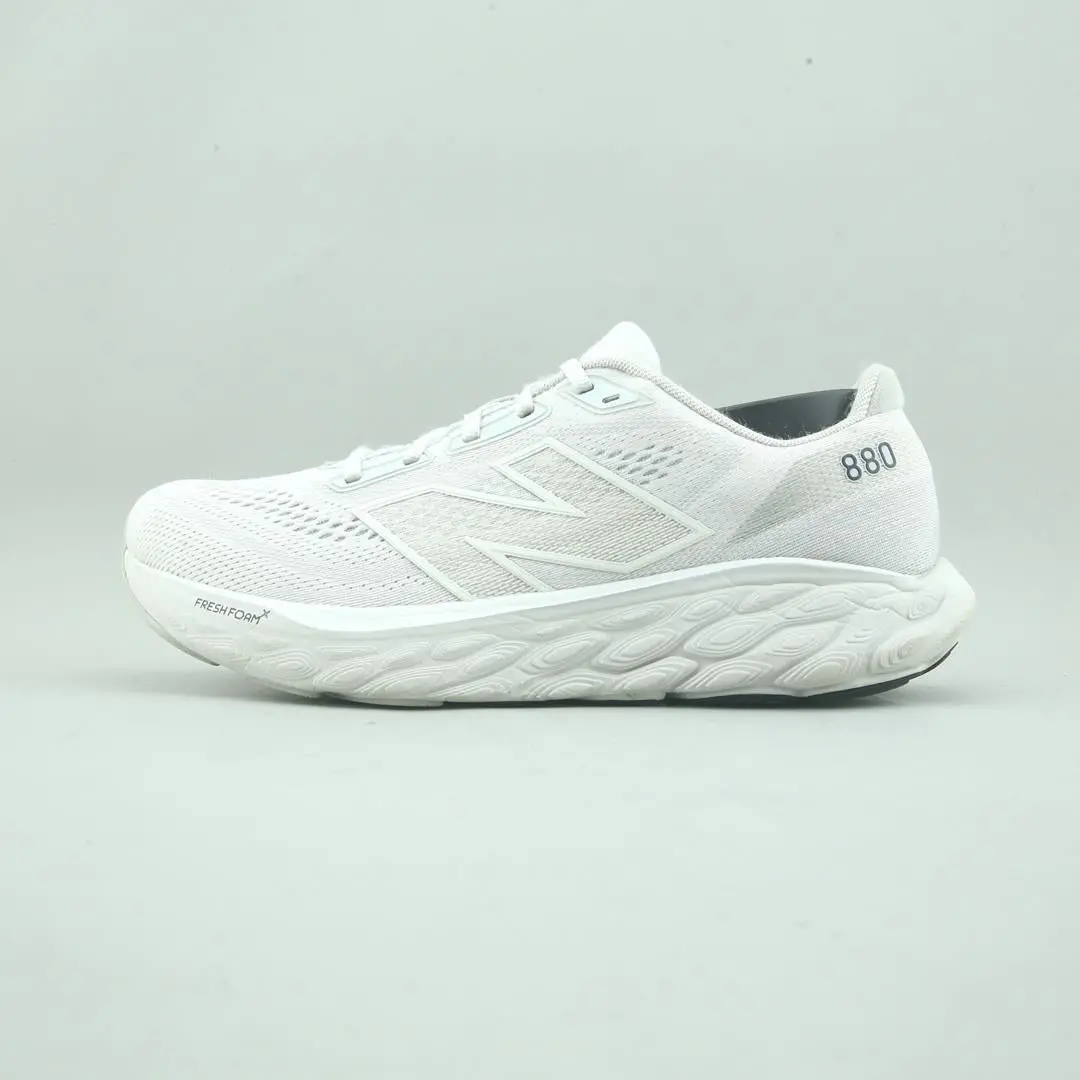New Balance Fresh Foam X 880V14 1