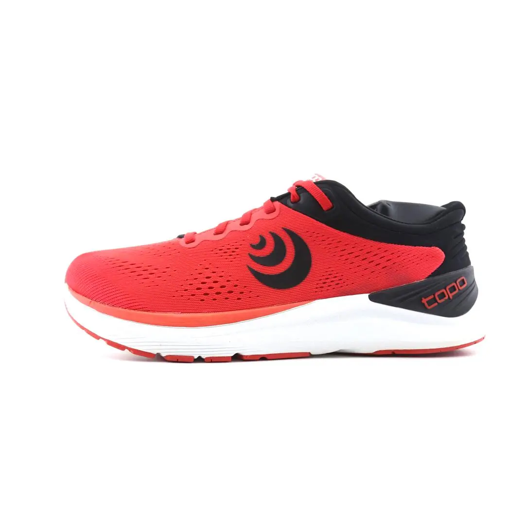 Topo Athletic  Ultrafly 4 1