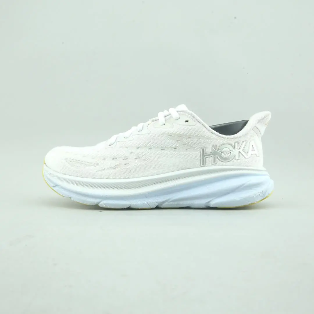 Hoka One One Clifton 9 1