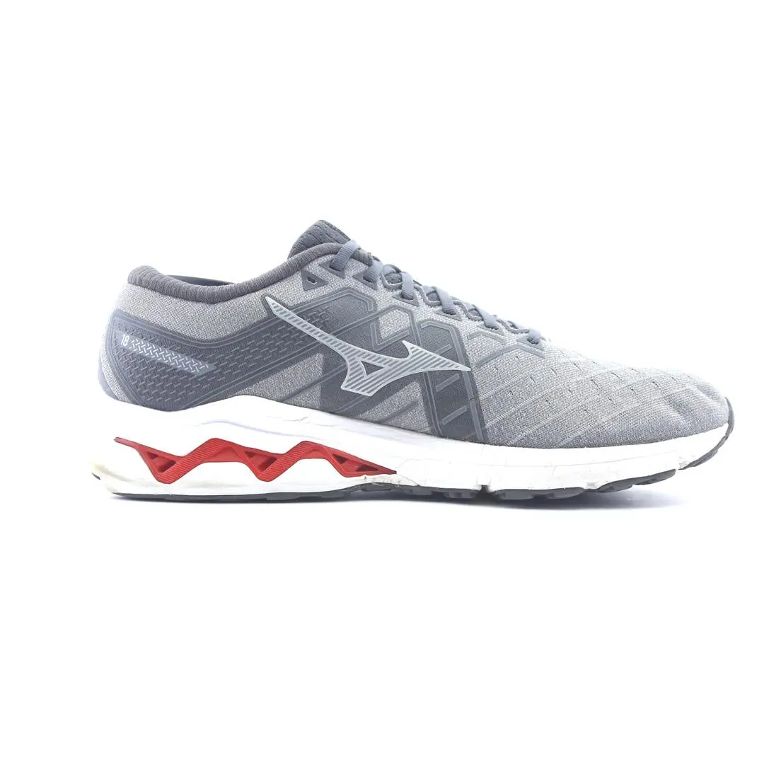 Mizuno Wave Inspire 18 2