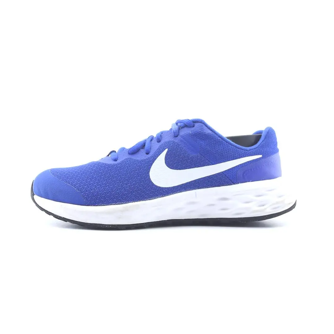 Nike Revolution 6 1