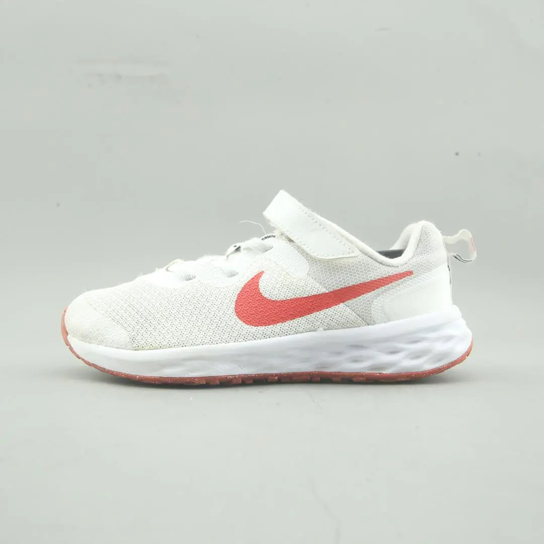 Nike Revolution 6 1
