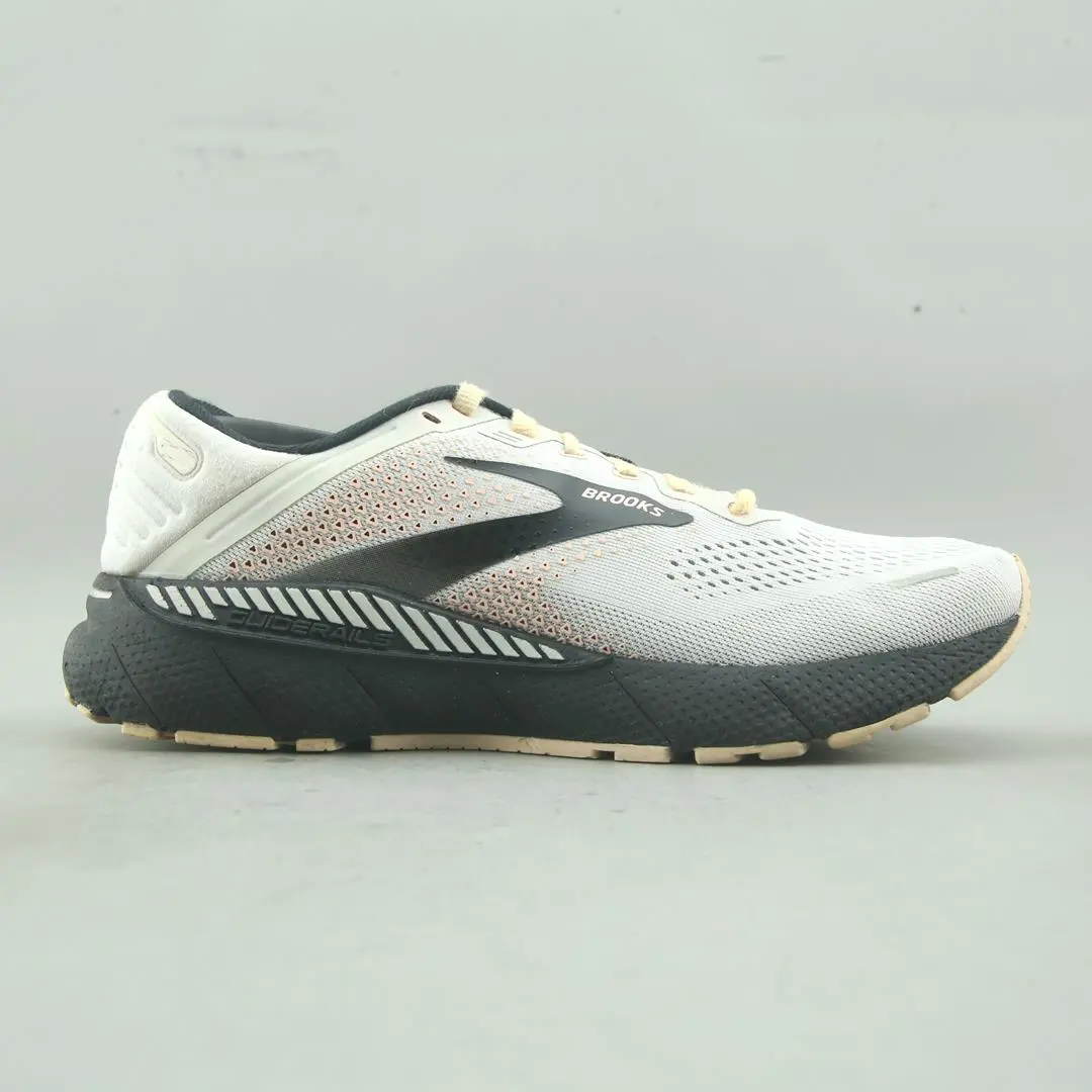 Brooks Adrenaline Gts 22 2