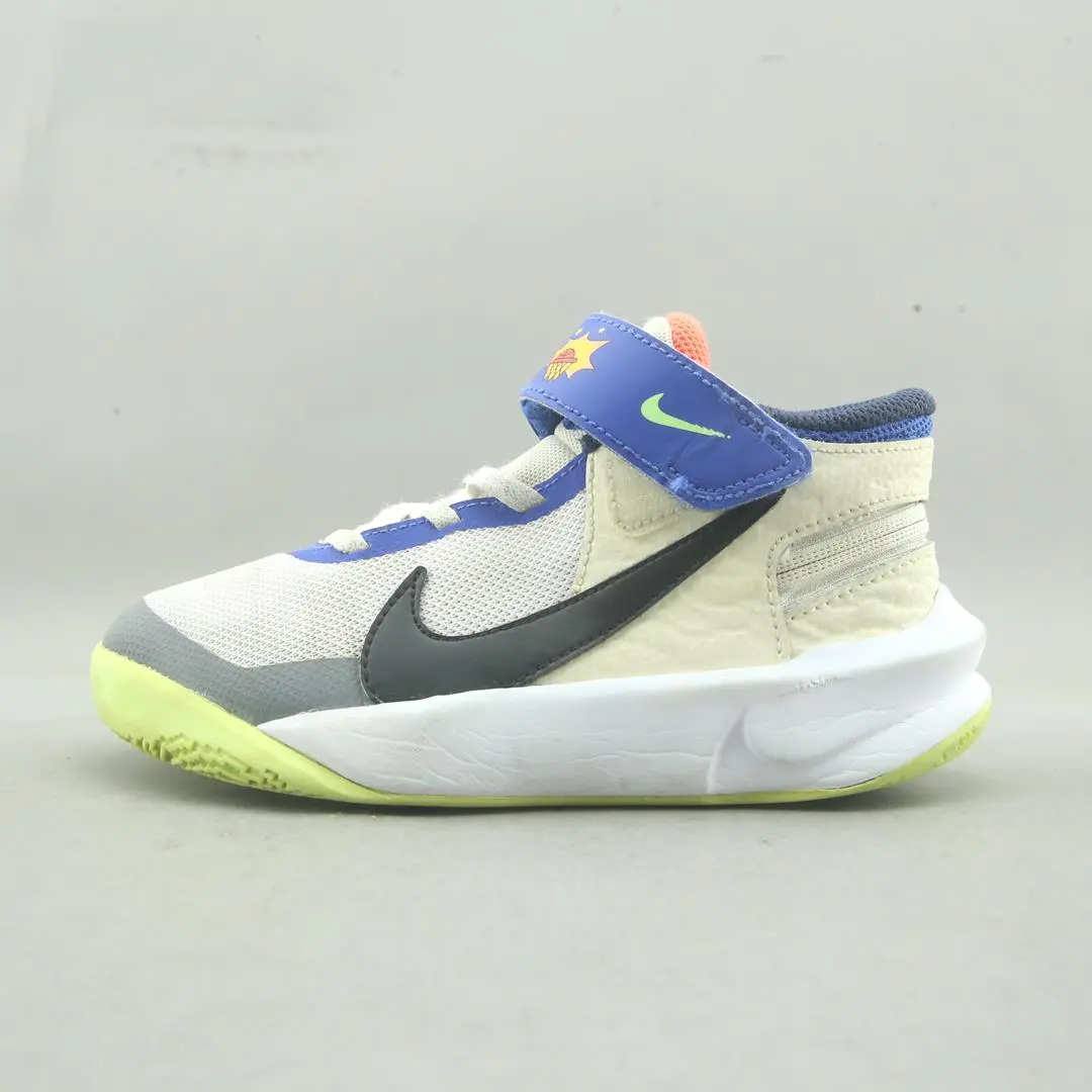 Nike  Team Hustle D 10 Flyease 1