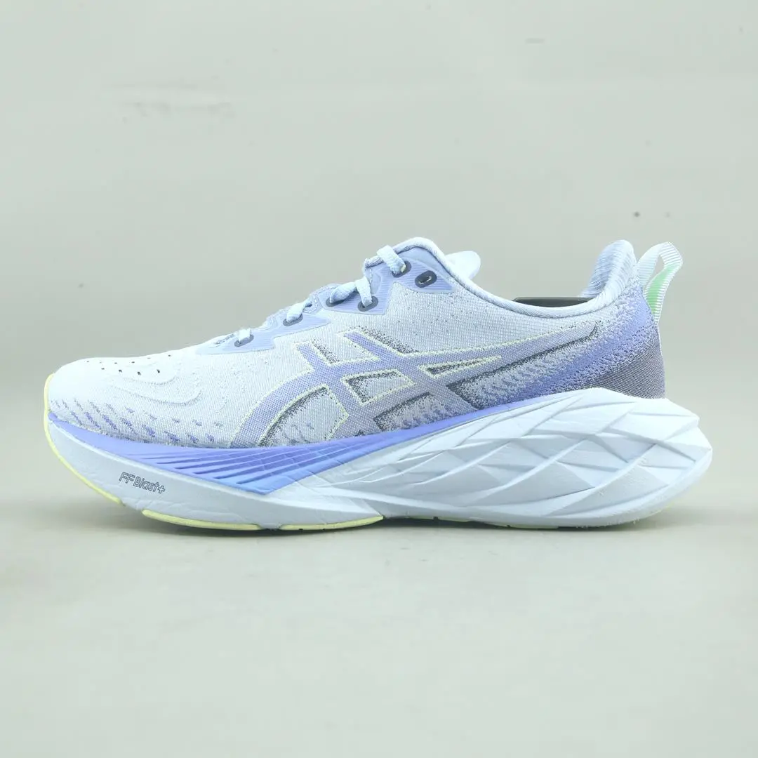 Asics  Novablast 4 1