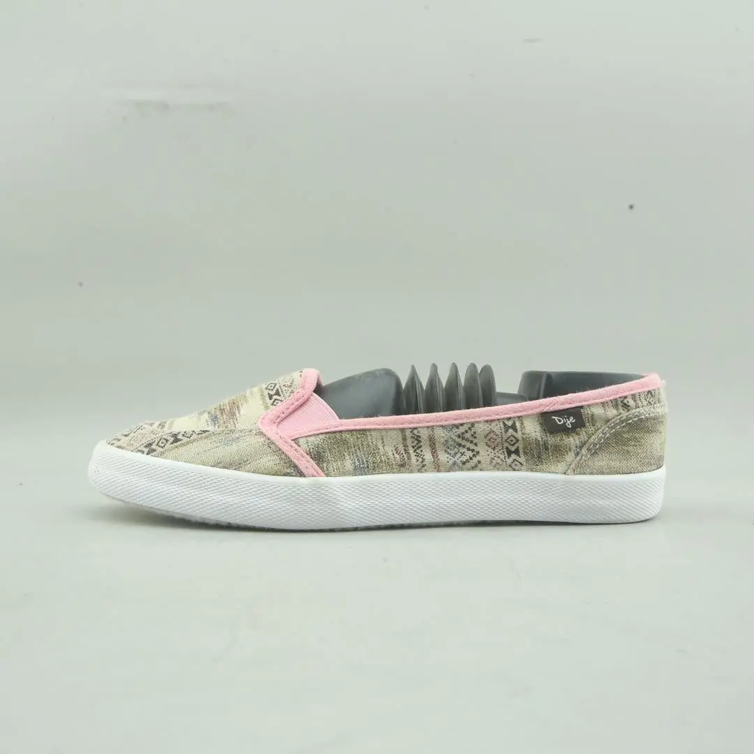 American Brand . 1
