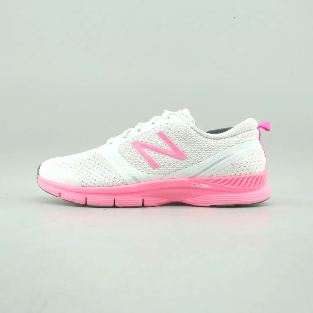 New Balance 711 1
