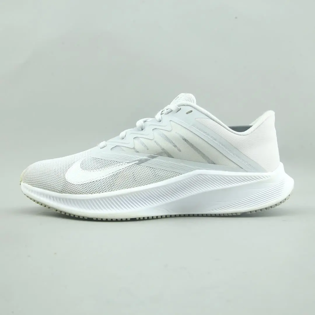 Nike  Quest 3 ' 1