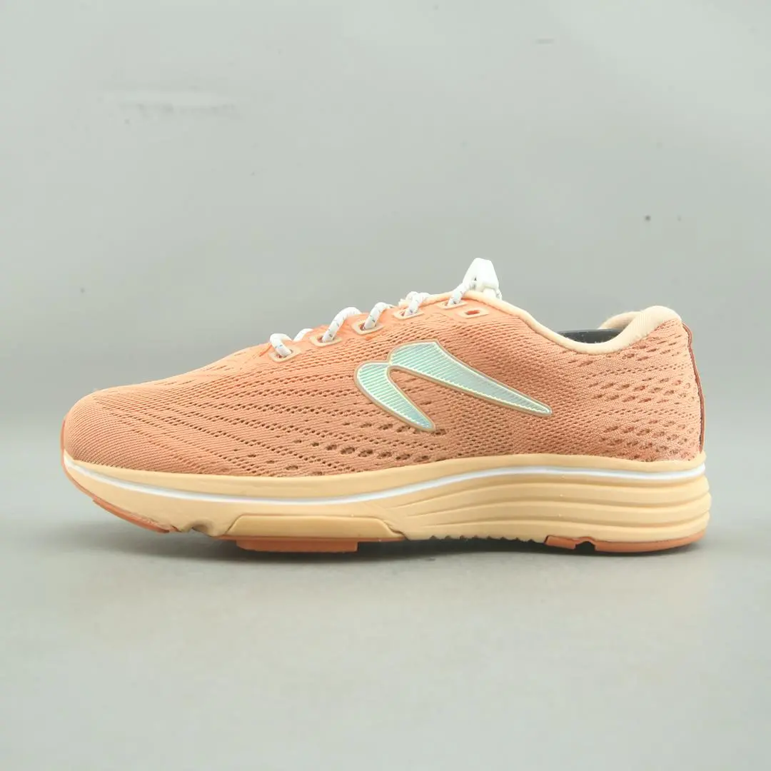 New Balance Momentum 1