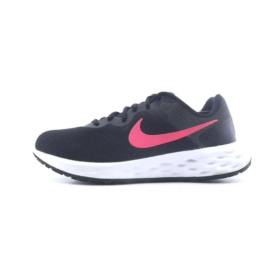 Nike Revolution 5 1