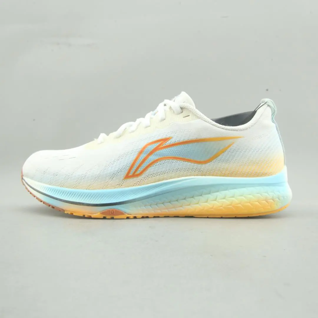 Li-Ning Dark Horse 5 1