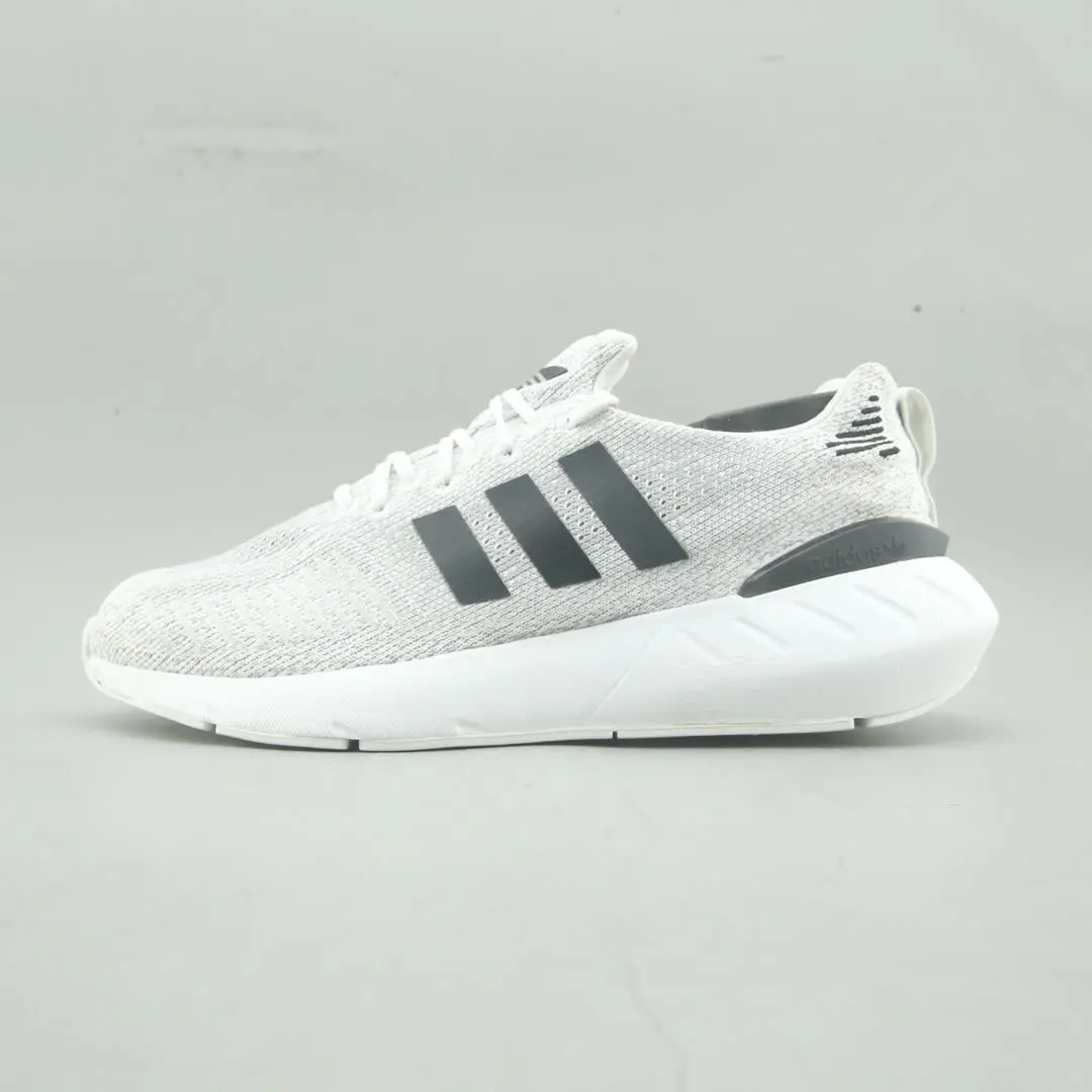 Adidas Swift Run 22 1